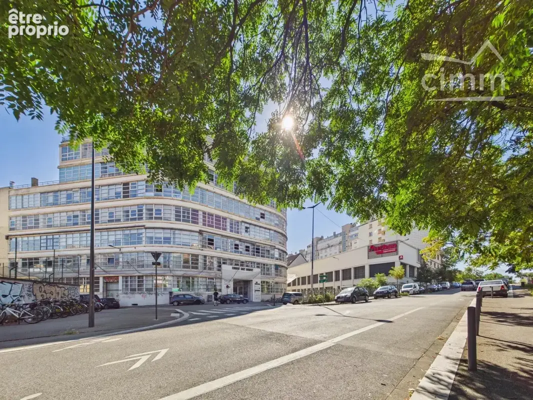 Local Commercial / Bureaux de 228 m² - Quartier de l'Aigle - photo 20