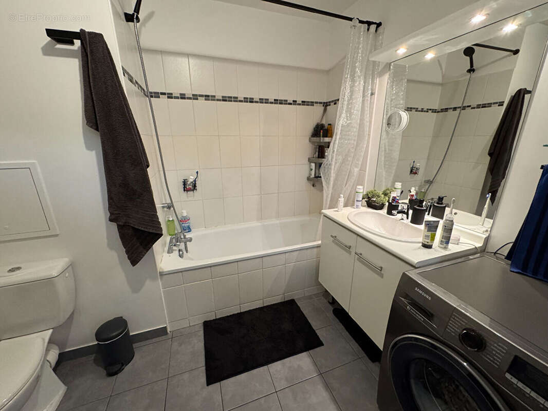 Appartement à BOUSSY-SAINT-ANTOINE