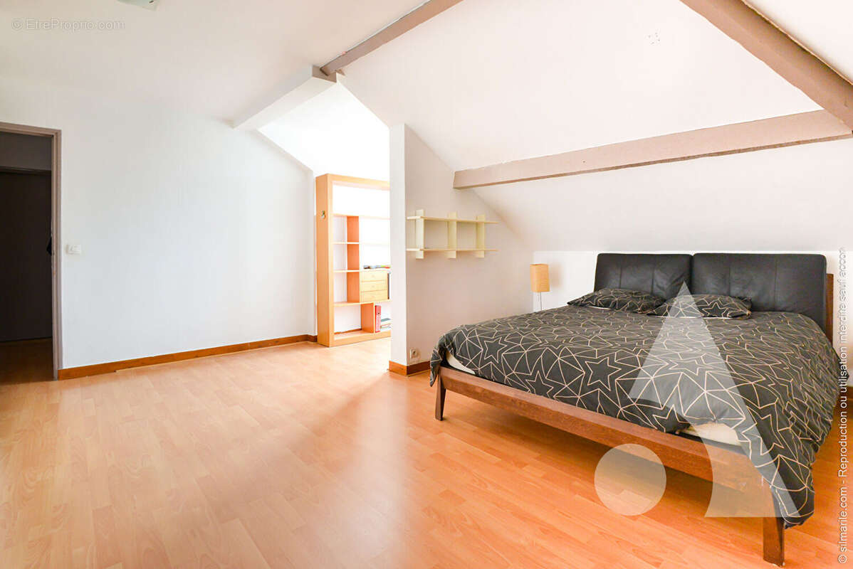 Le confort d'une grande maison à Herblay : 223 m², 6 chambres et jardin - photo 9