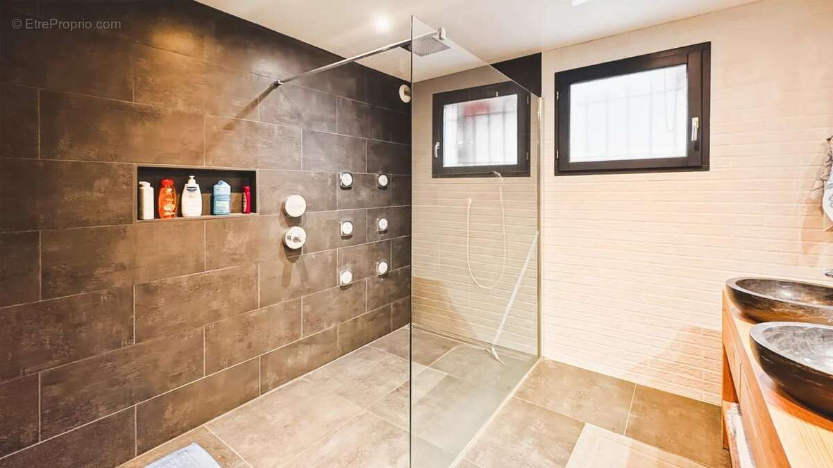 Maison à AIGUEBLANCHE