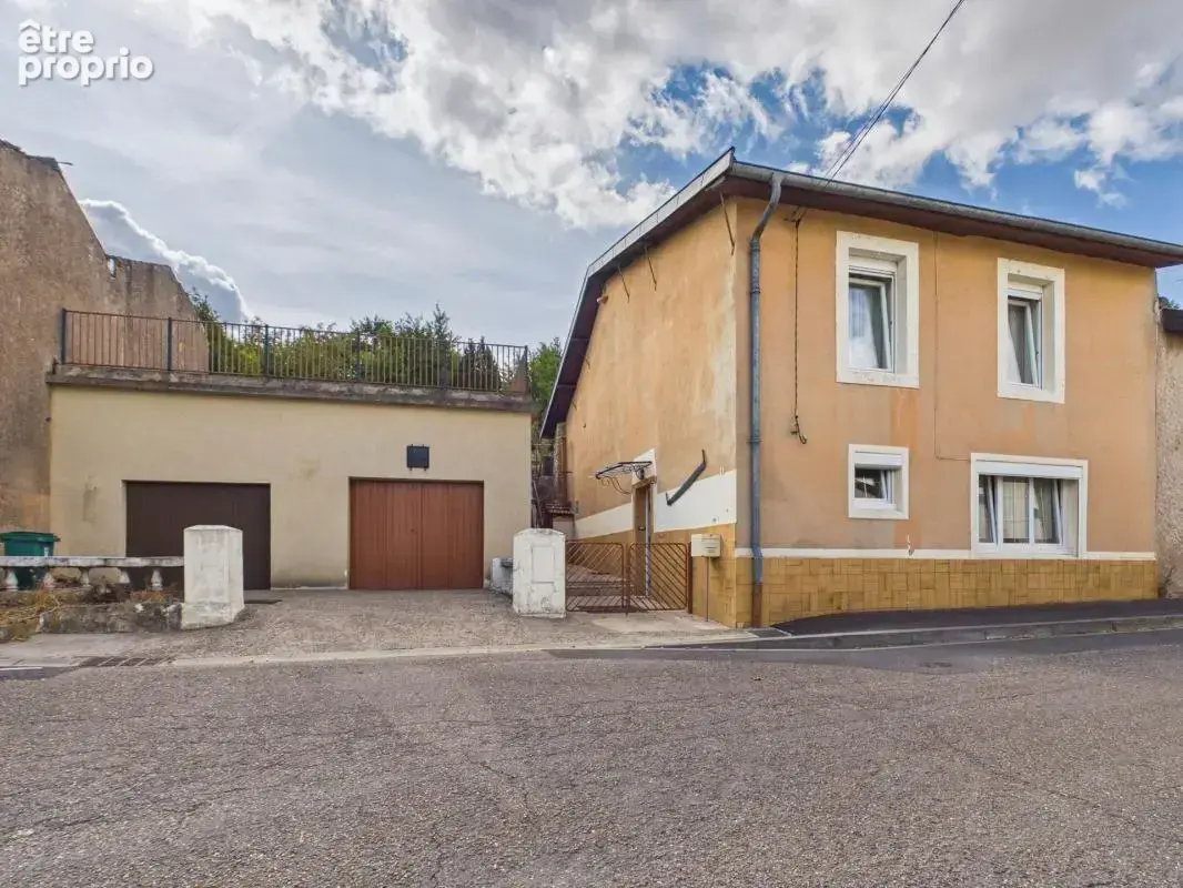 Maison à CHAREY