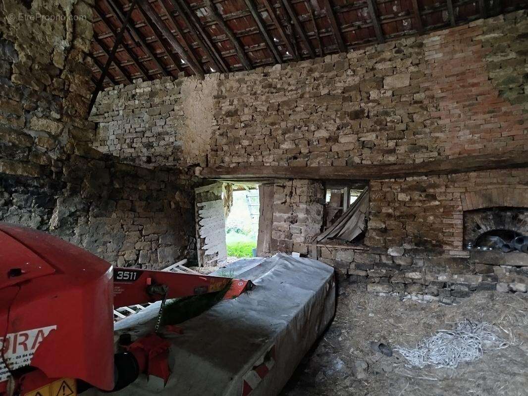 Maison à CHAUVIREY-LE-CHATEL