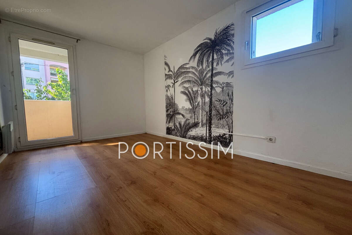 Appartement à CAGNES-SUR-MER