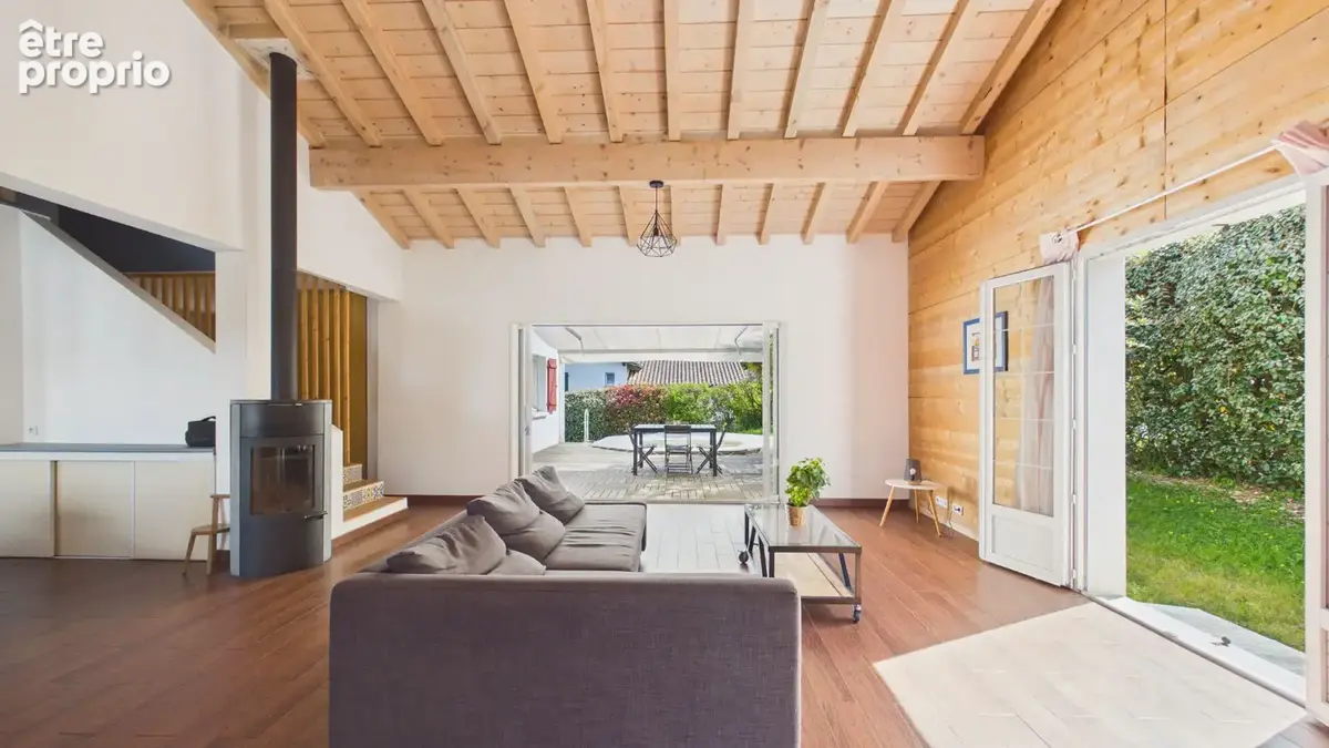 Maison à LARRESSORE