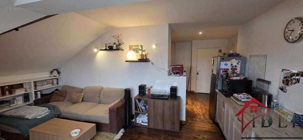 Appartement à ROCHE-LEZ-BEAUPRE