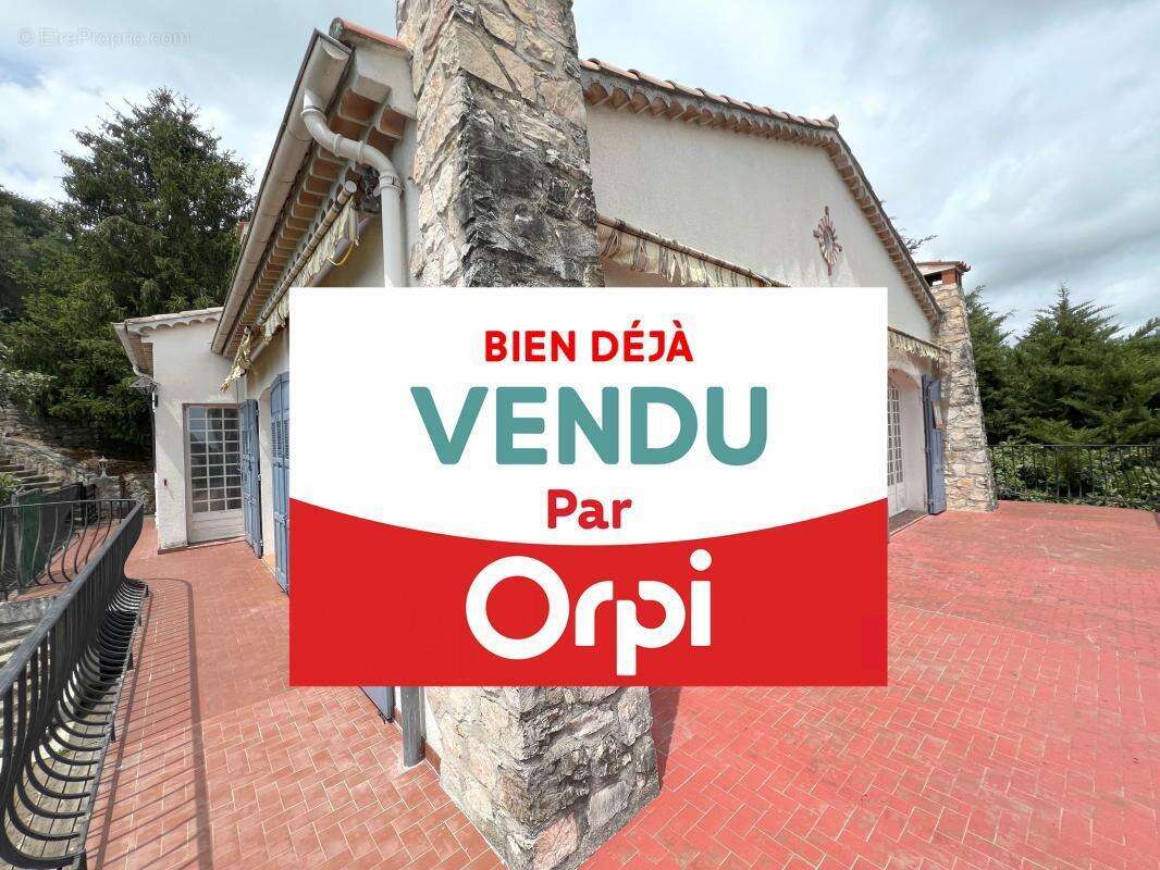 Appartement à LE BAR-SUR-LOUP