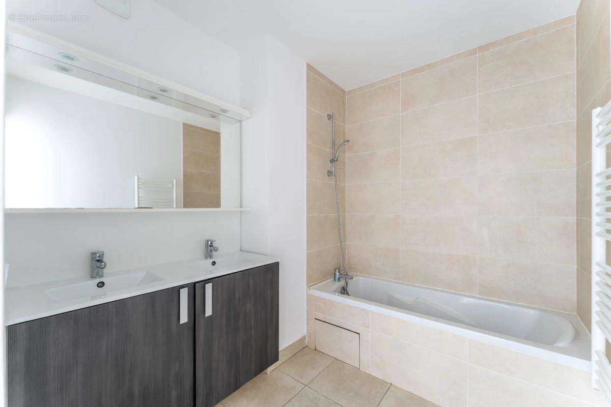 Appartement à BASSENS