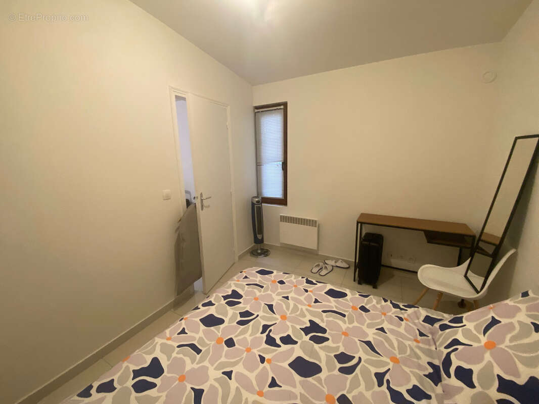 Maison à COURBEVOIE