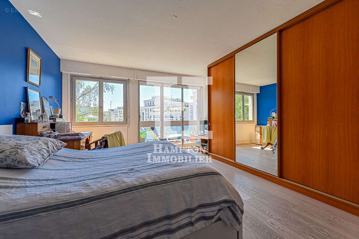 Appartement à PARIS-19E