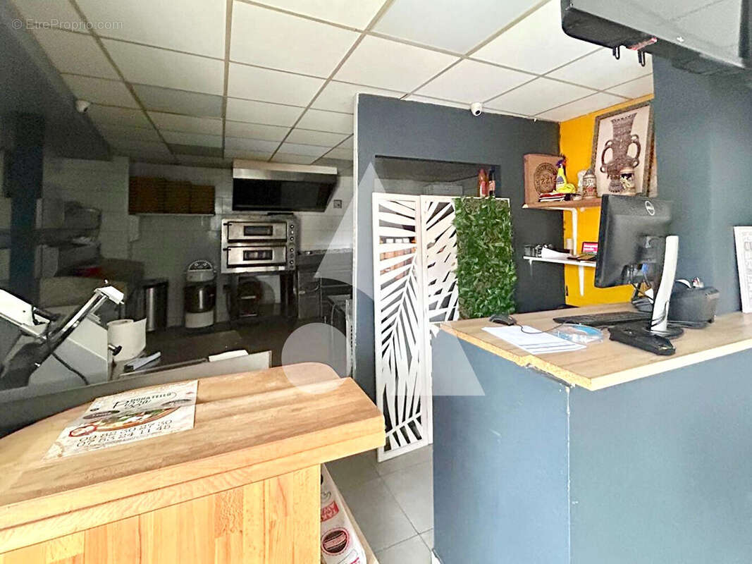 Commerce à CORBEIL-ESSONNES