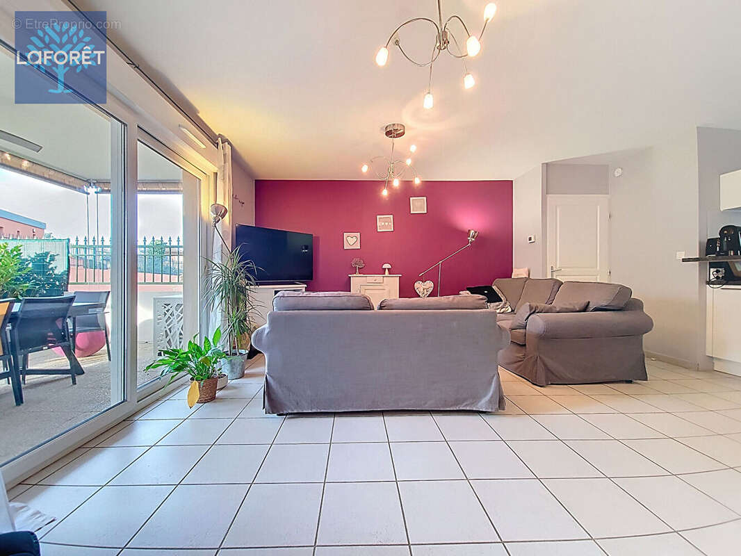 Appartement à VOURLES