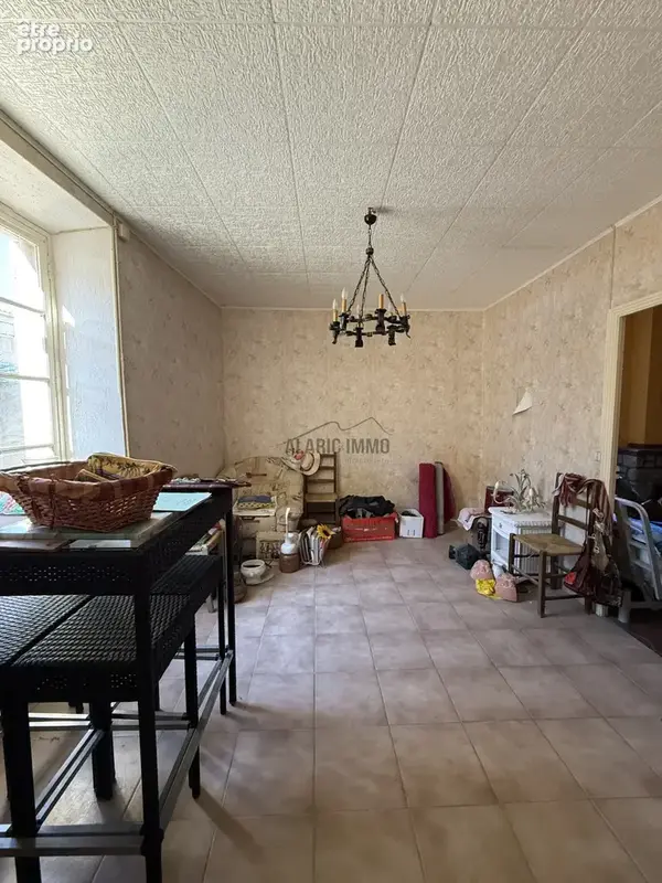 Maison de village avec extérieur, dépendances et grande remise - photo 4