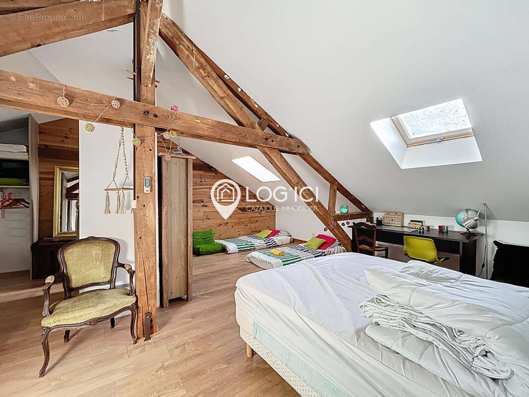 ANGAIS - Vente d'un enclos béarnais rénové avec maison d'habitation et location T4 - photo 15