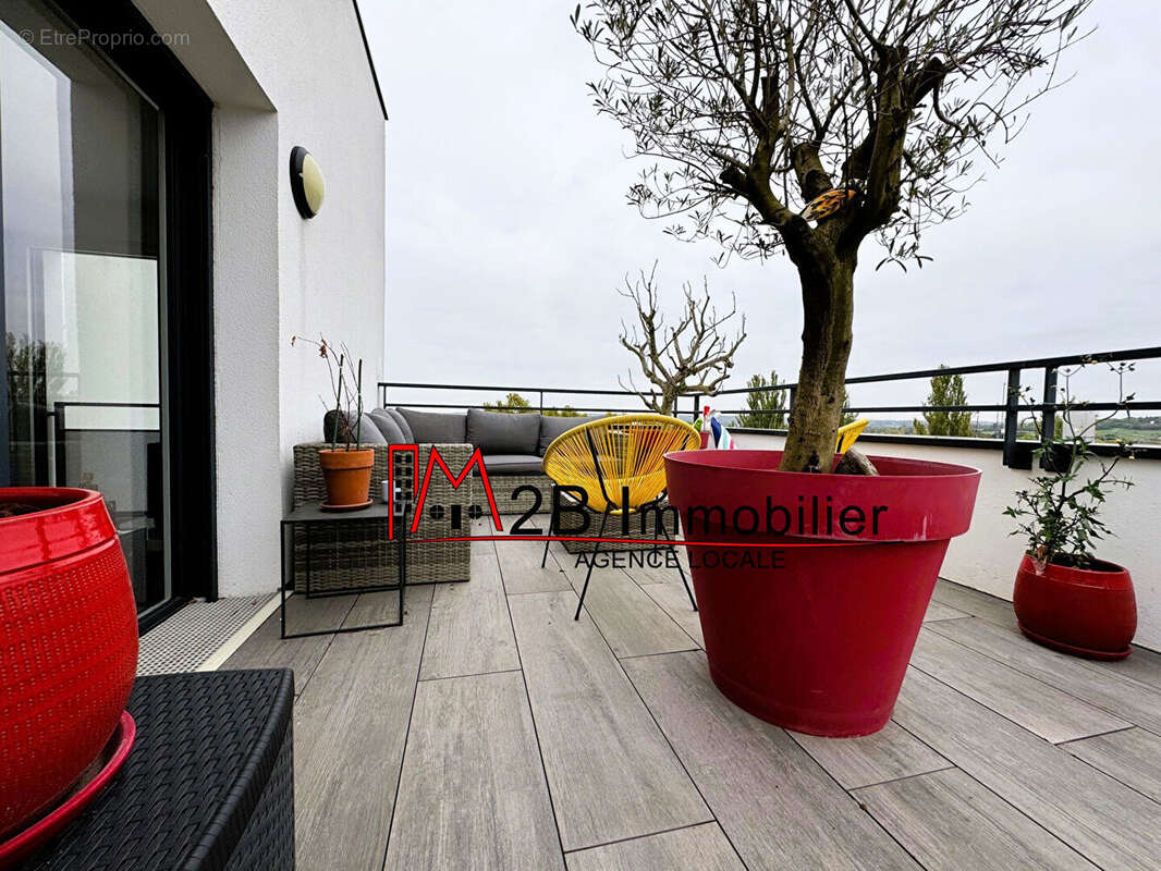 Appartement à SAINT-THIBAULT-DES-VIGNES