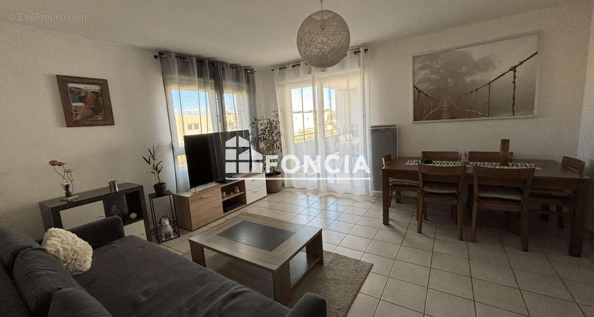 Appartement à LUNEL
