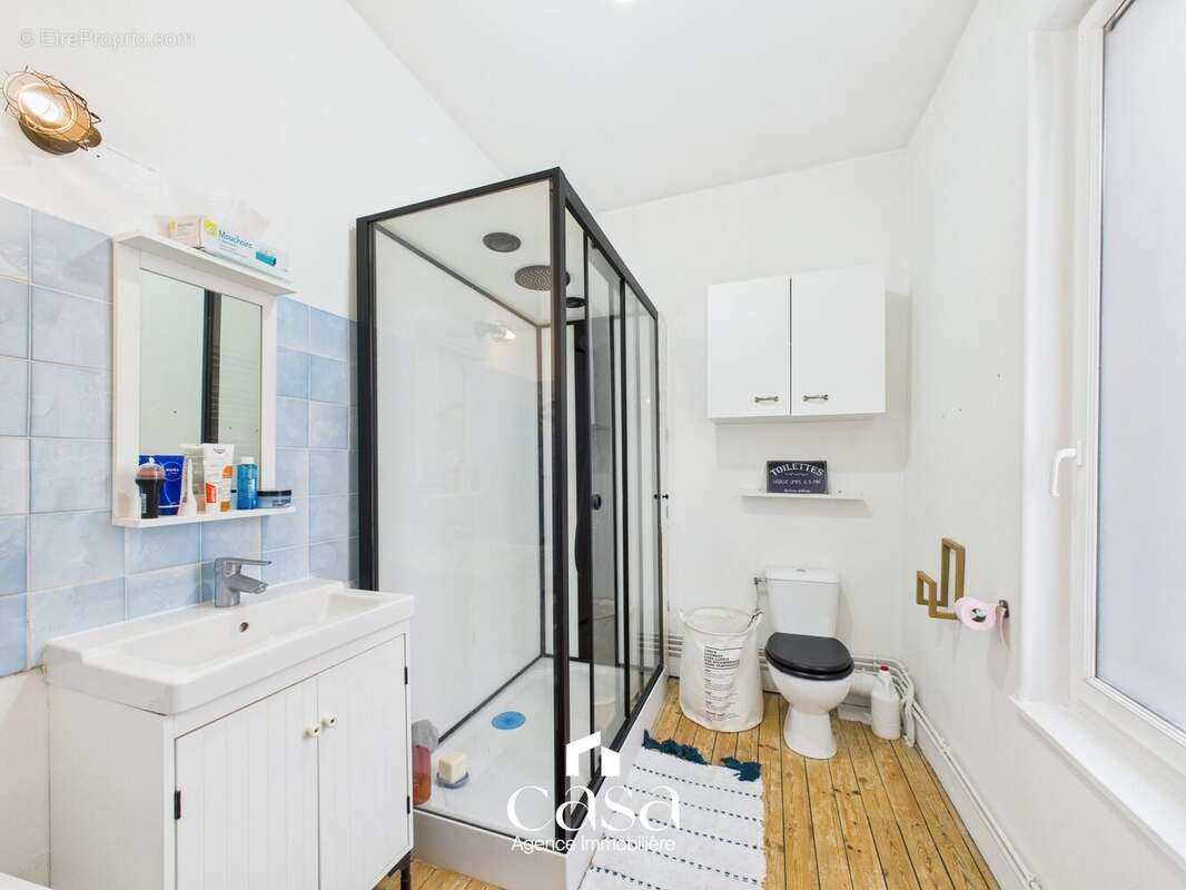 Maison à COLLEVILLE-MONTGOMERY