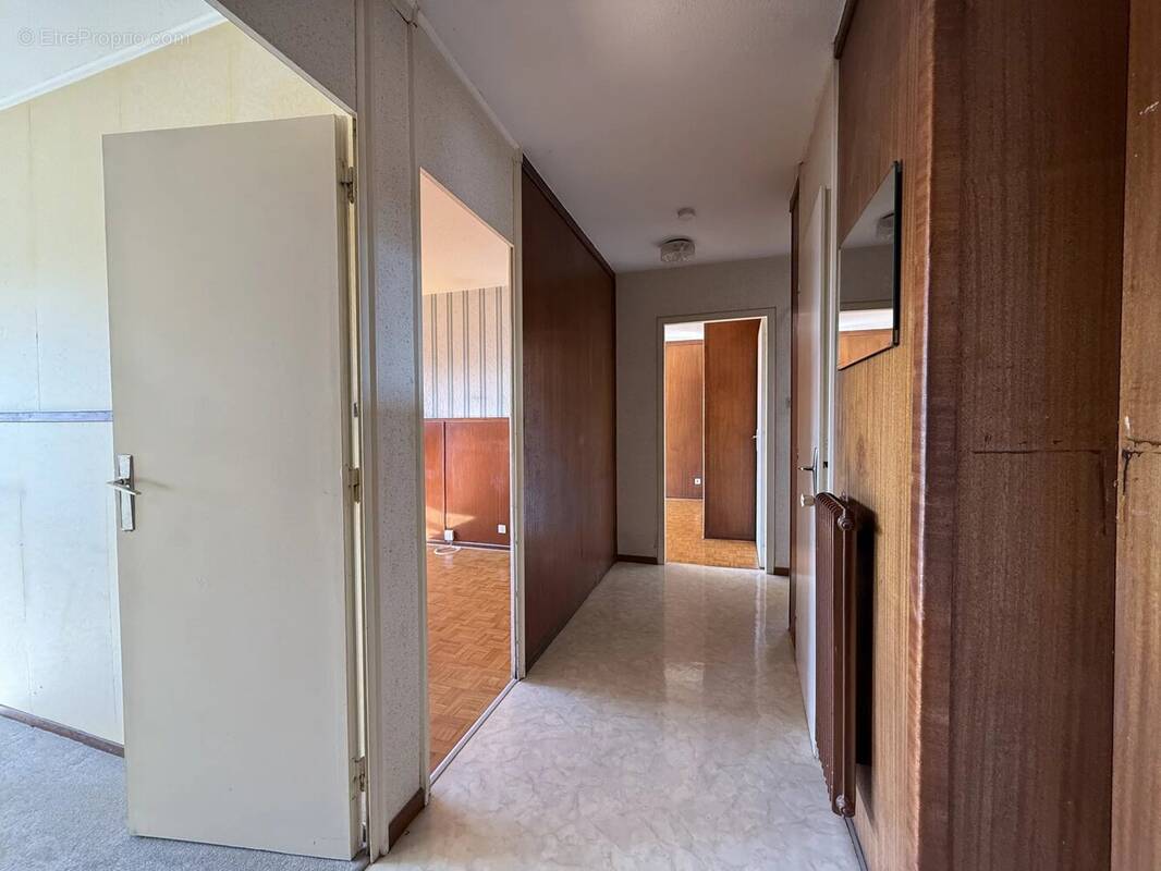 Appartement à AUDINCOURT