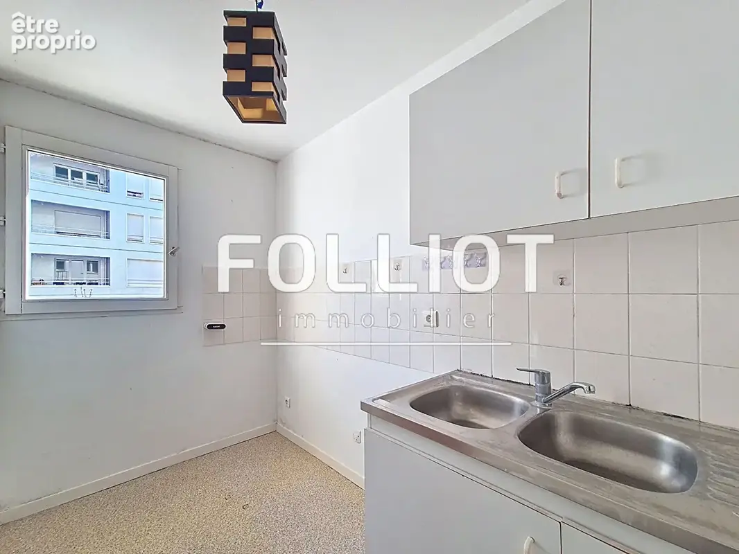 Appartement 3 pièces à vendre à Caen, quartier Sainte-Thérèse - Demi-Lune - photo 4