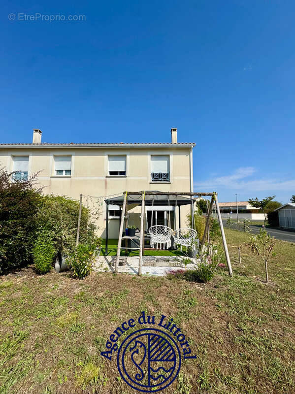 Maison à SAINT-GEORGES-DE-DIDONNE