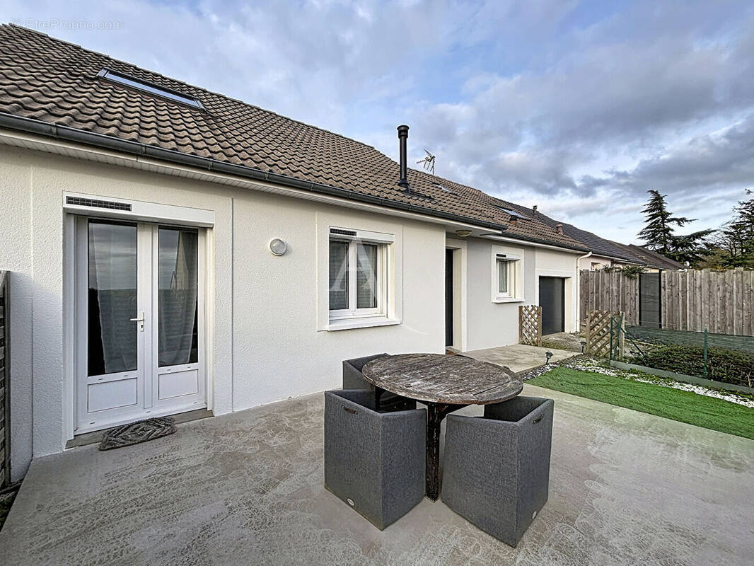Maison à SAINTE-SUZANNE