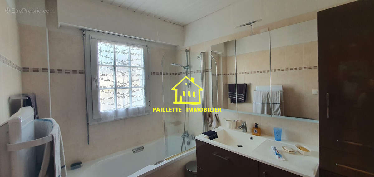 Maison à BEUZEVILLE-LA-GRENIER