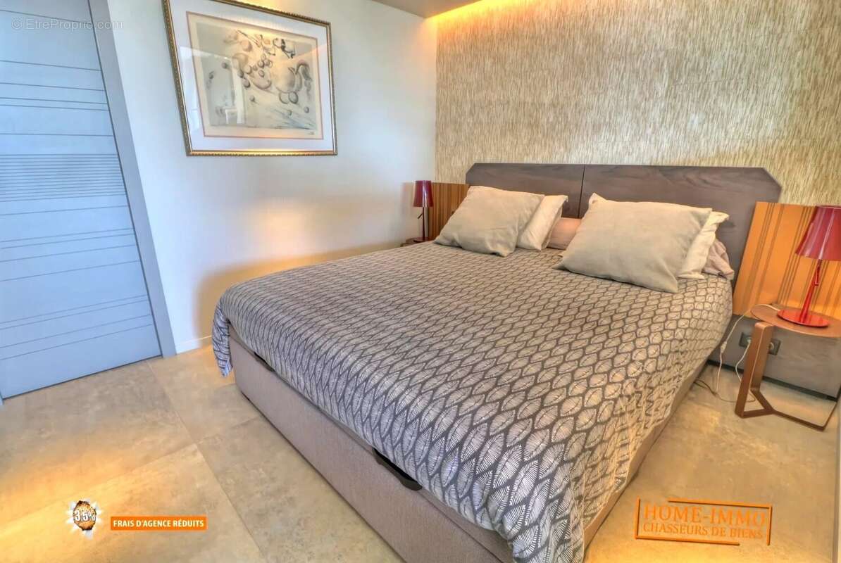 Appartement à VILLENEUVE-LOUBET