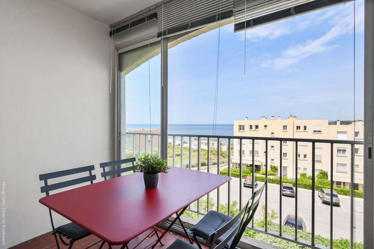 Appartement à SIX-FOURS-LES-PLAGES