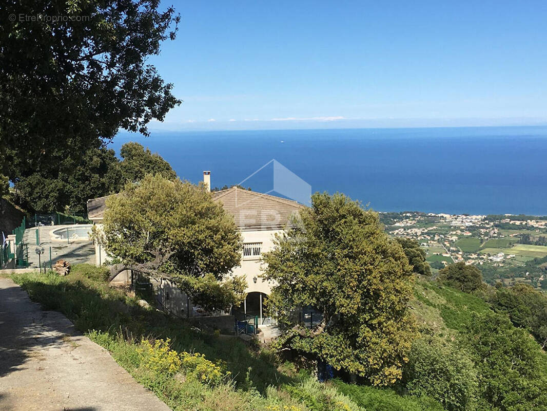 Maison à SAN-GIOVANNI-DI-MORIANI