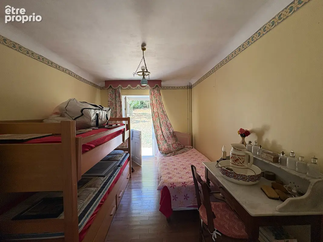 Maison mitoyenne en pierre sur la commune de St Julien le Petit - photo 14