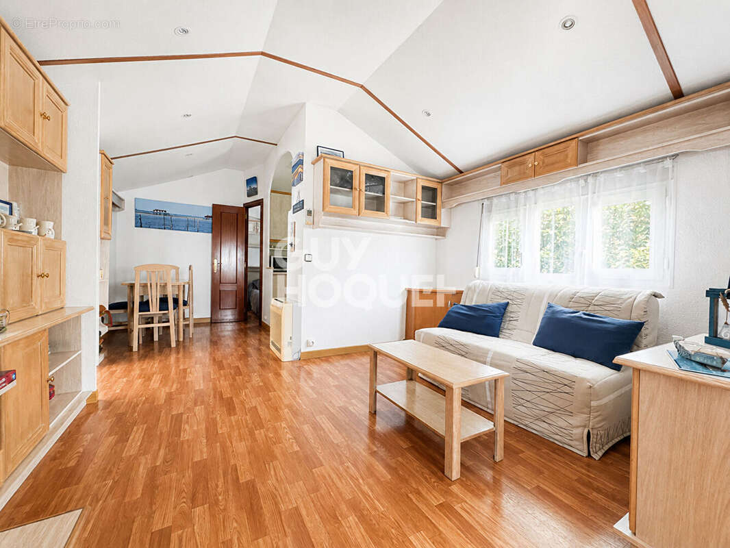Mobil-home lumineux et spacieux à 5 min du port et de la plage de La Hume - photo 2