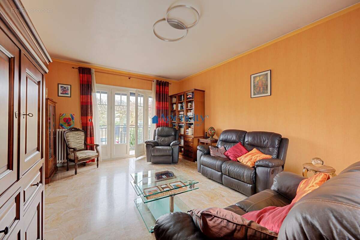 Maison à GOURNAY-SUR-MARNE