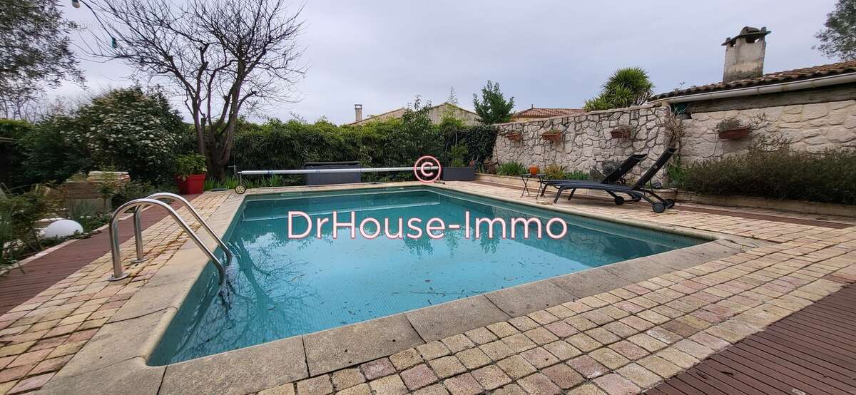 Maison à LA CALMETTE