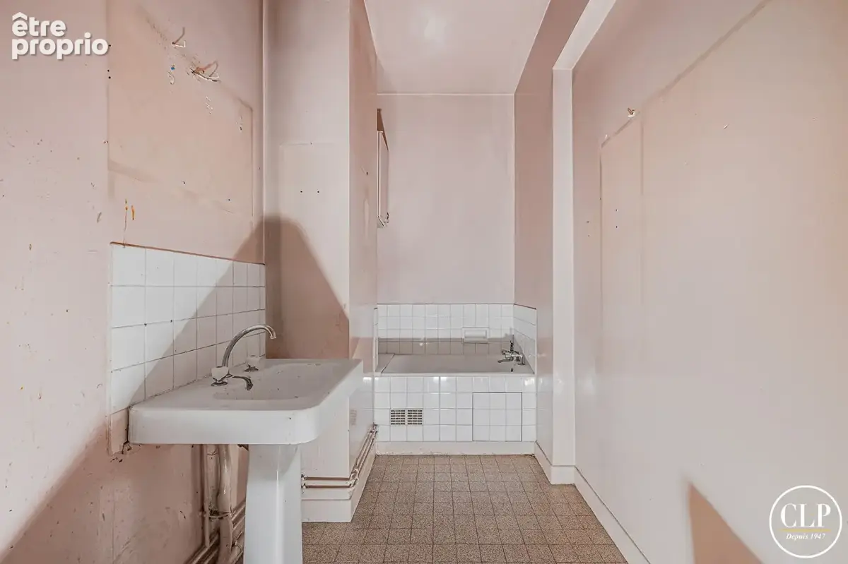 BAS MONTREUIL / LIMITE VINCENNES - Appartement Montreuil 2 pièce(s) 48.60 m2 - photo 7