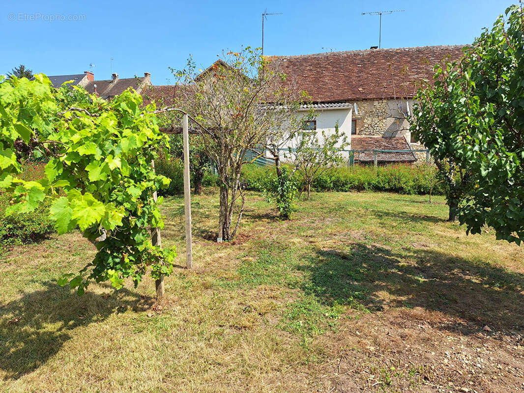 Maison à TOURNON-SAINT-PIERRE