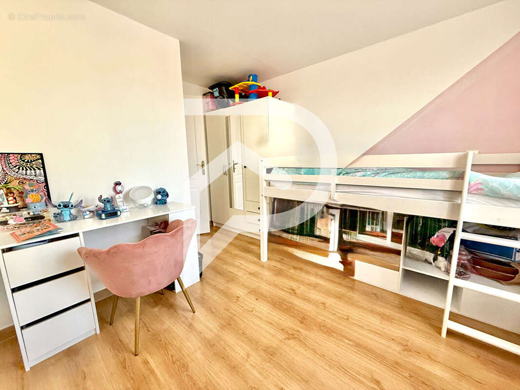 Appartement à MONTATAIRE