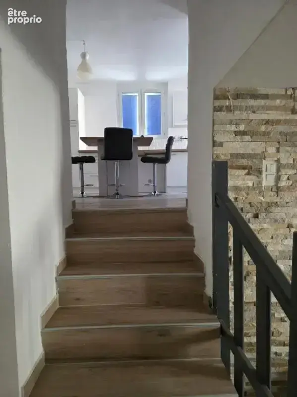 Belle Maison de village scindée en  deux appartements - photo 10