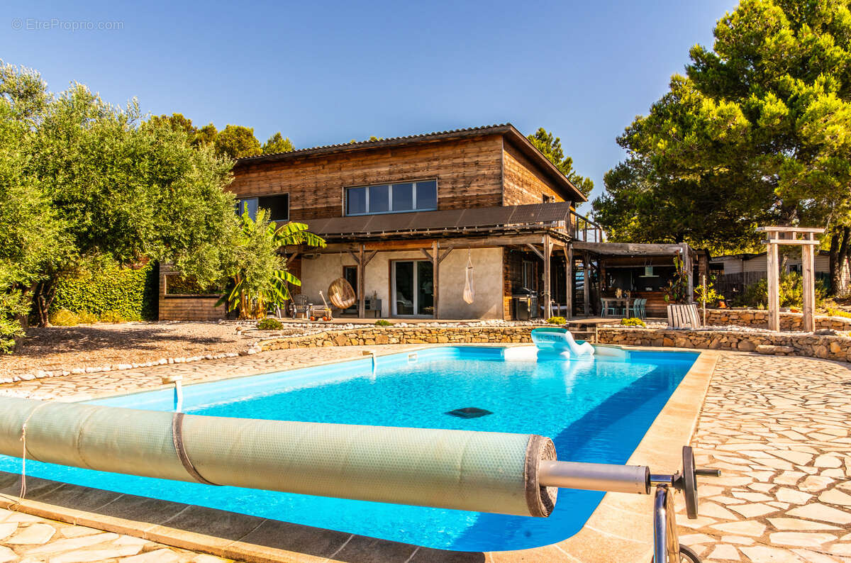 Villa bioclimatique récente   prestations haut de gamme   environnement exceptionnel - photo 5