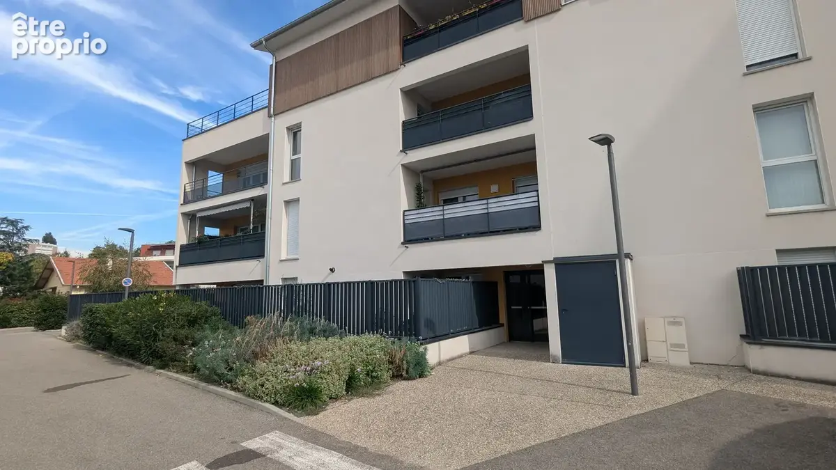 Appartement 3 pièces 62 m² à vendre à Grigny (69520) - photo 9
