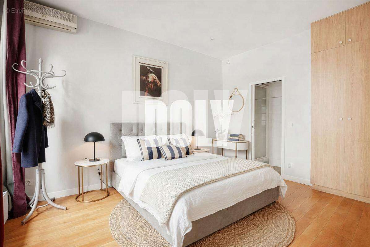 Appartement à PARIS-3E