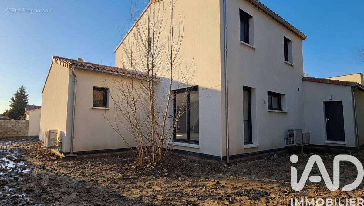 Photo 4 - Maison à CAMARET-SUR-AIGUES