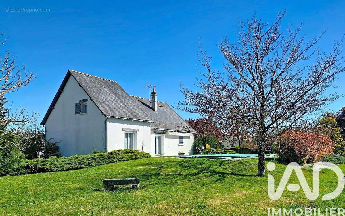 Photo 3 - Maison à LUYNES