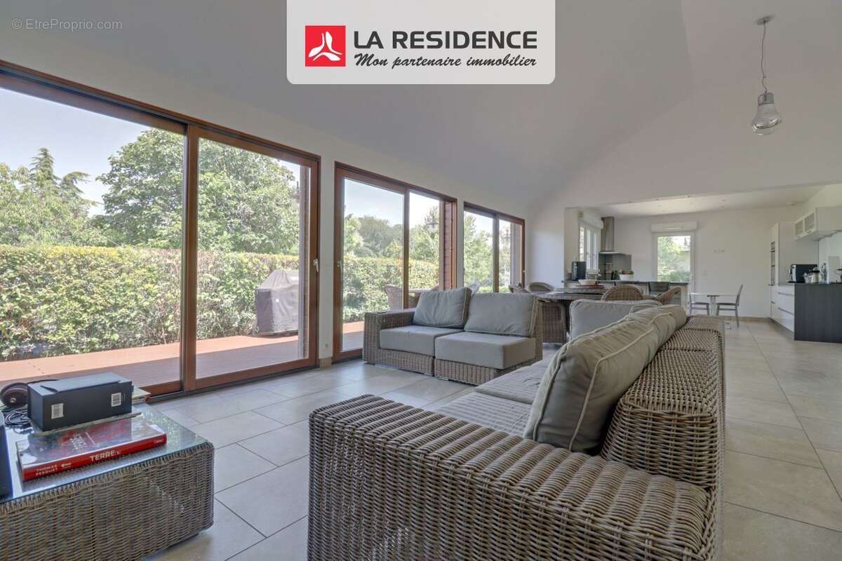 Maison 112 m² à Vernouillet  - photo 2