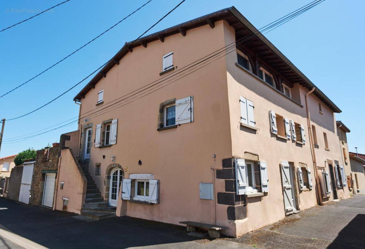 Maison à BEAUREGARD-L'EVEQUE