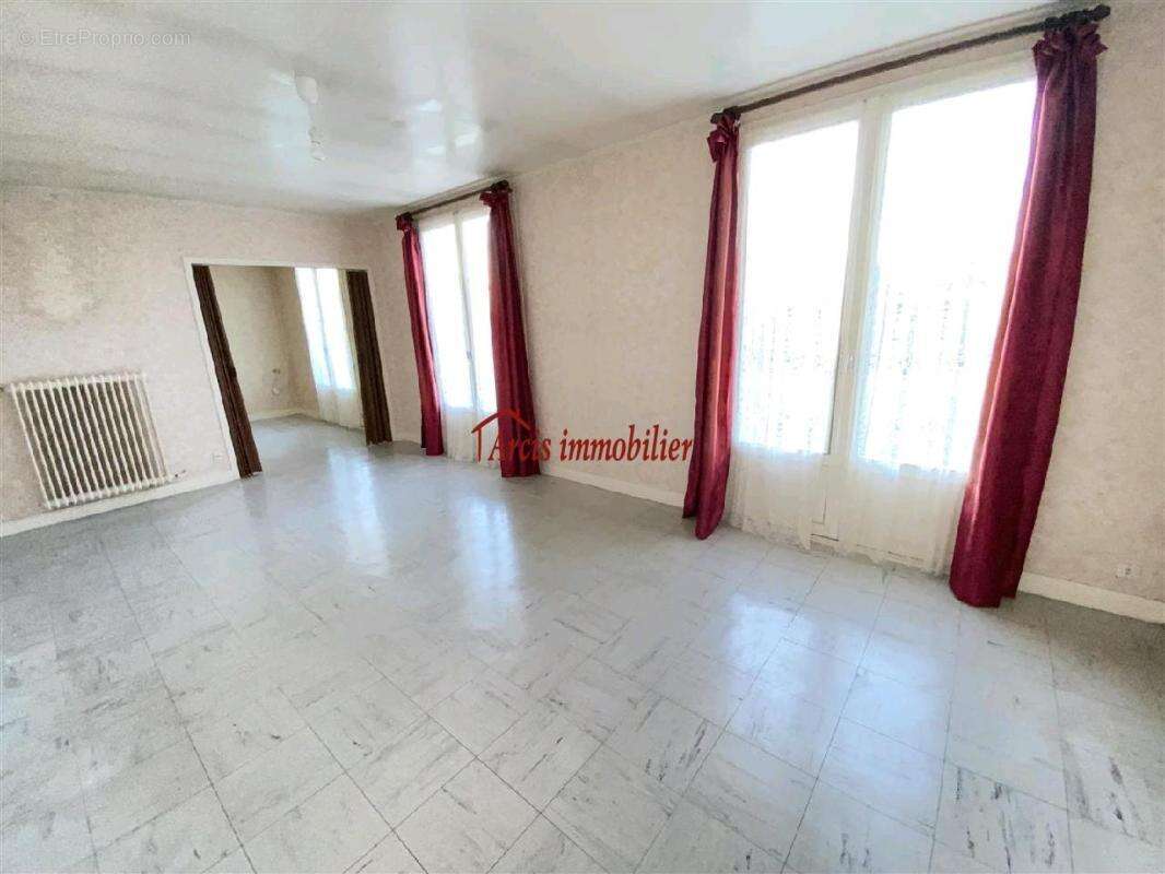 Maison à ARCIS-SUR-AUBE