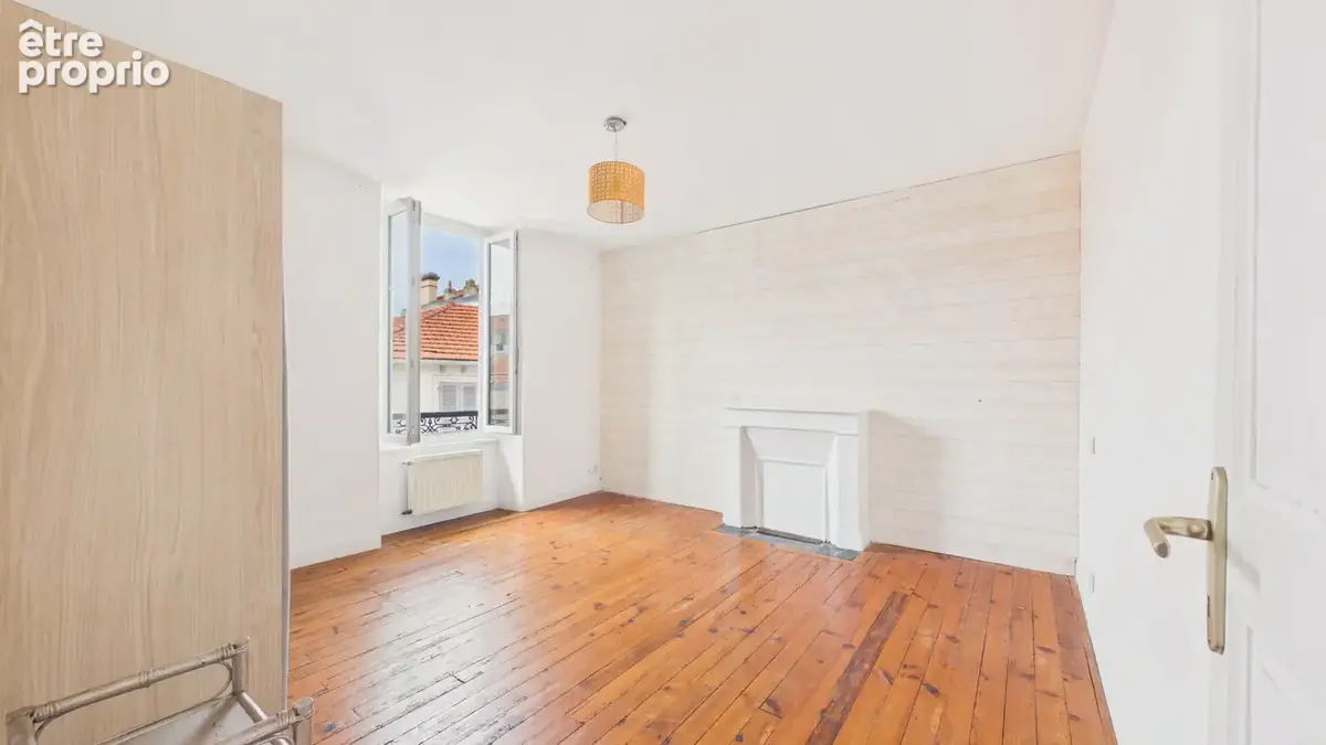T4 + chambre de bonne en centre-ville ! - photo 8