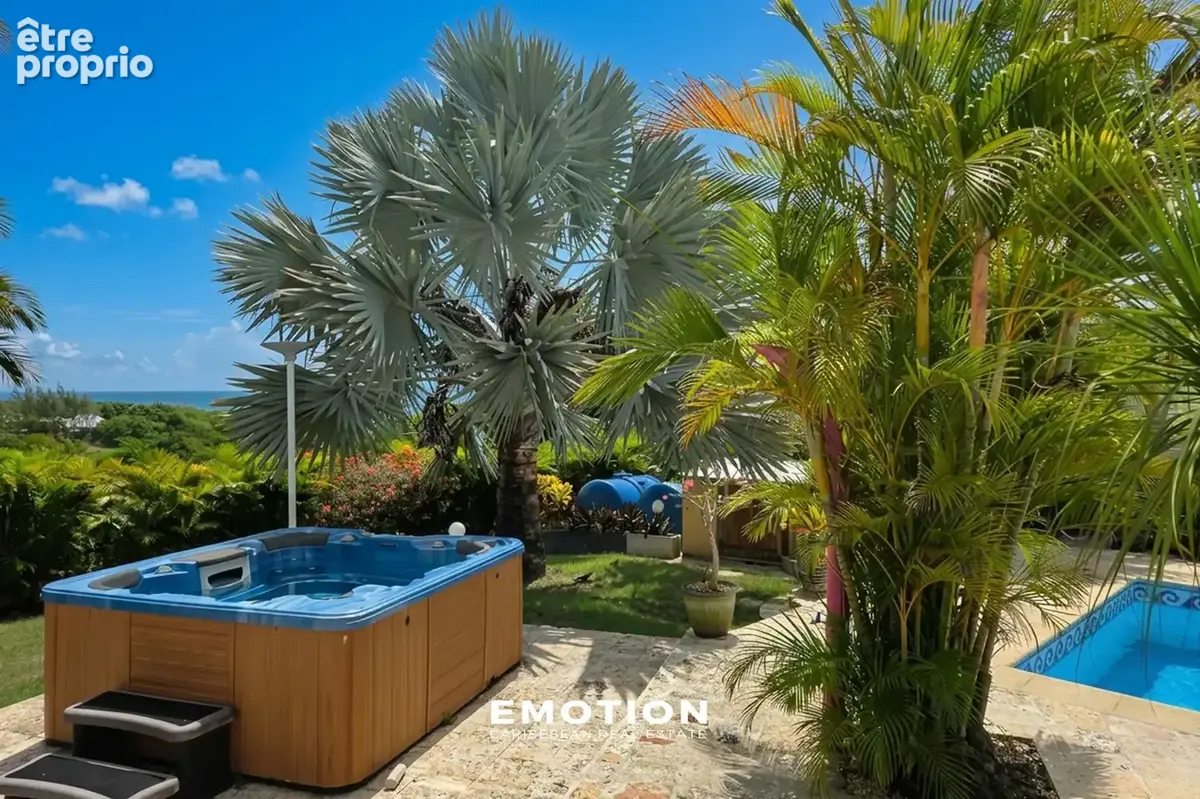 Villa T5   de plein pied   Piscine   Spa Le Gosier, Guadeloupe - photo 3