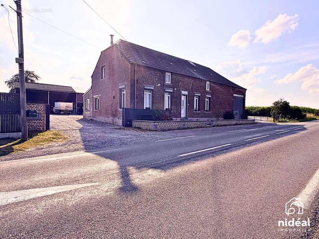 Maison 150 m² à Bavay  - photo 2
