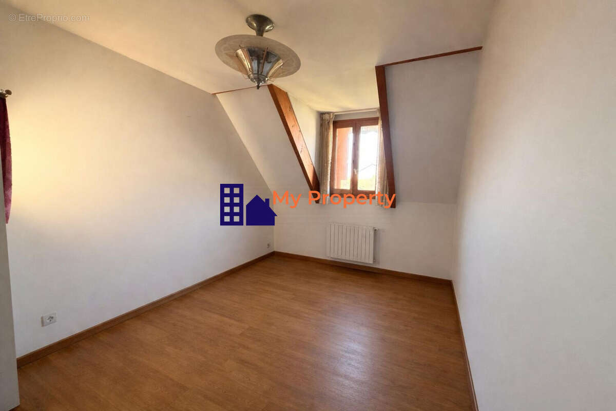 Maison à HOUILLES