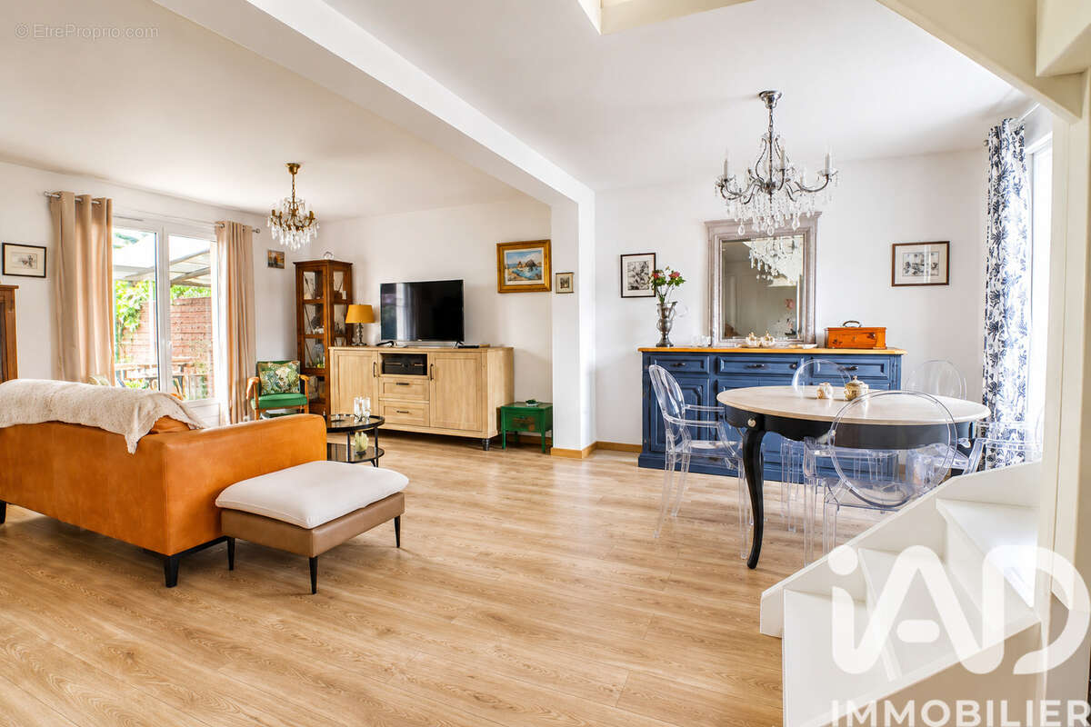 Maison 83 m² à Mello  - photo 2