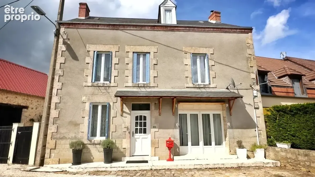 Spacieuse maison de village rénovée avec une grande grange et un généreux jardin intérieur - photo 19